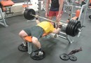 195kg na benchpress úspěšných